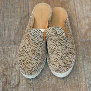 Universal Thread Dot Mules